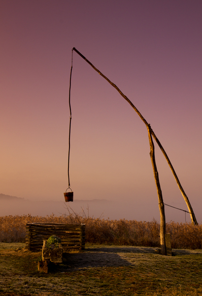 Reggel a gémeskútnál