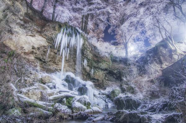 Zúzmarás vízesés