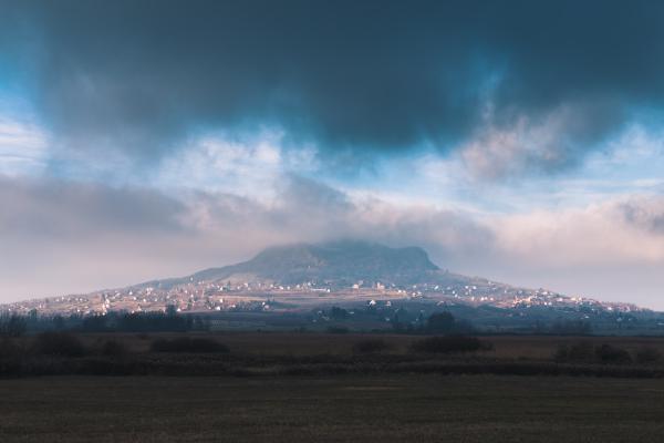 Amikor az ég a földig ér