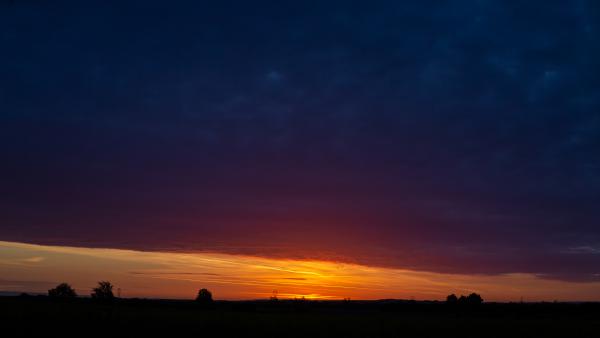 Kék és narancssárga