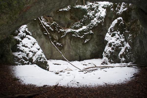 Barlangi hó
