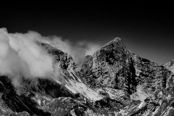 Sharp edges visited by fluffy guests in dramatic s