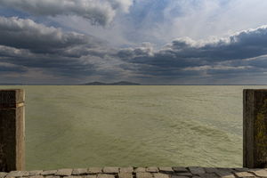 Balatoni szimmetria Balatoni szimmetria