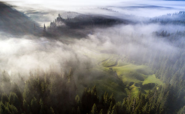 A víznyelők földjén