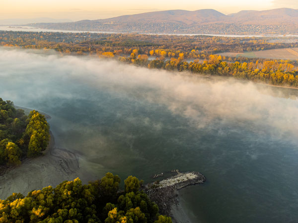 Köd a Szentendrei-szigetnél