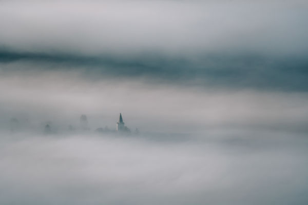 A köddé vált Káptalantóti