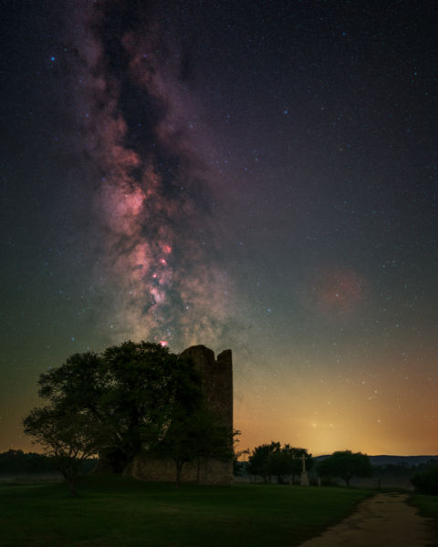 Nagykeszi Templomrom és az őszi Tejút