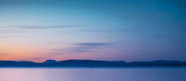 Két horgász egy csónakban