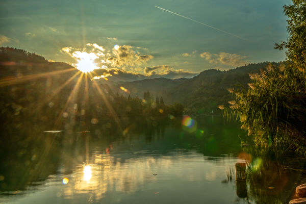 Naplemente a völgybe