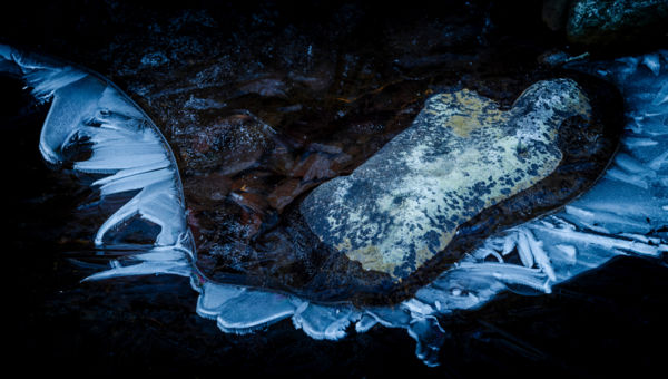 A jég ölelésében