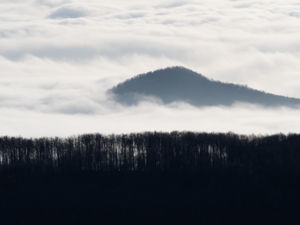 Magas-Tax a köd felett Magas-Tax a köd felett