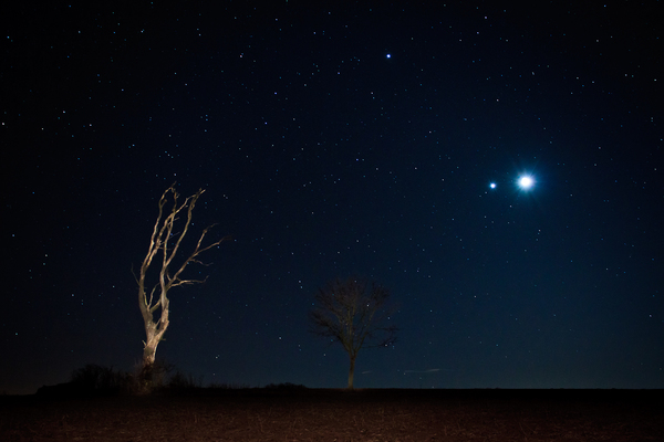 Hold, Vénusz, Jupiter 