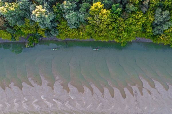 Vadregényes tájak vizein evezett a VM természetvédő csapata